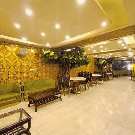 Hotel Waterfall Paschim Vihar Delhi Exterior photo